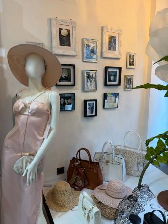 Tienda de ropa en Calle la Santamaría, 4, Calpe Pueblo, Calpe thumbnail 3