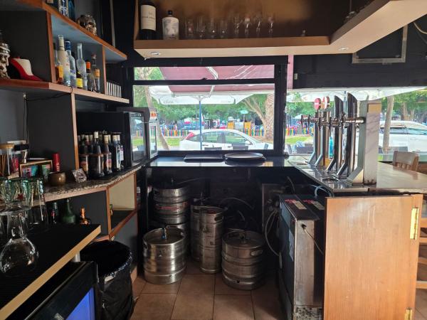 Bar de copas, cafetería en Avenida Pintor Xavier Soler, Garbinet - Parque de las Avenidas, Alicante / Alacant photo