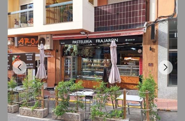 Pastelería en Calle Fragata, 19, Avenida Habaneras - Curva de Palangre, Torrevieja photo 2
