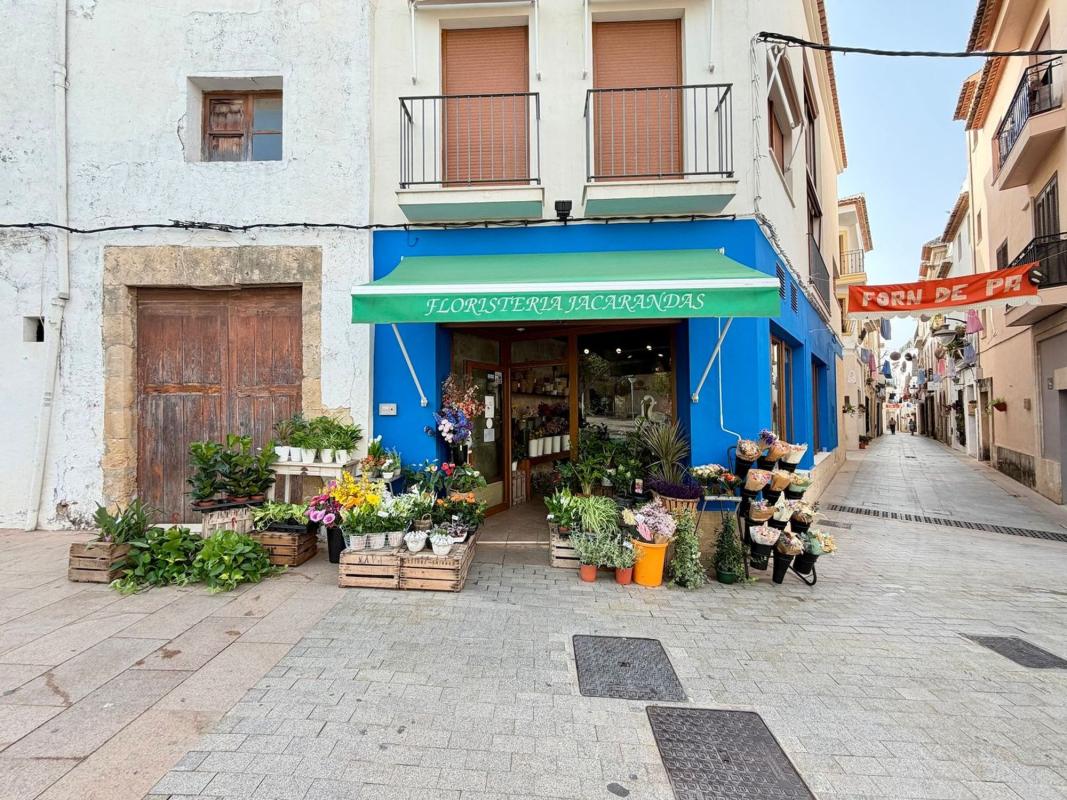 Propiedades en venta y alquiler en España photo 4