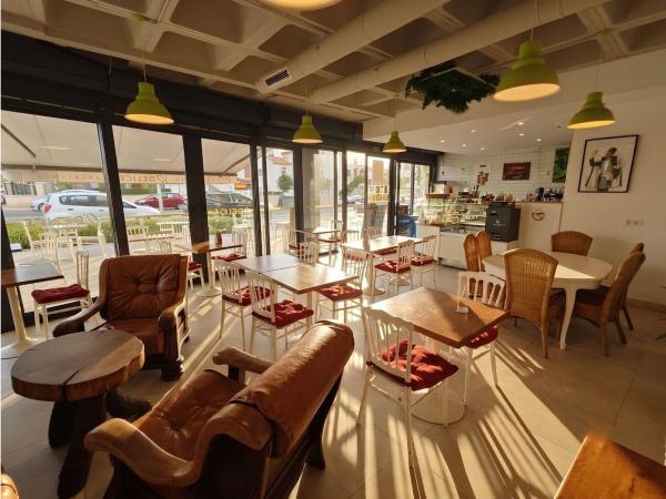 Cafetería en Villamartín, Orihuela photo 1