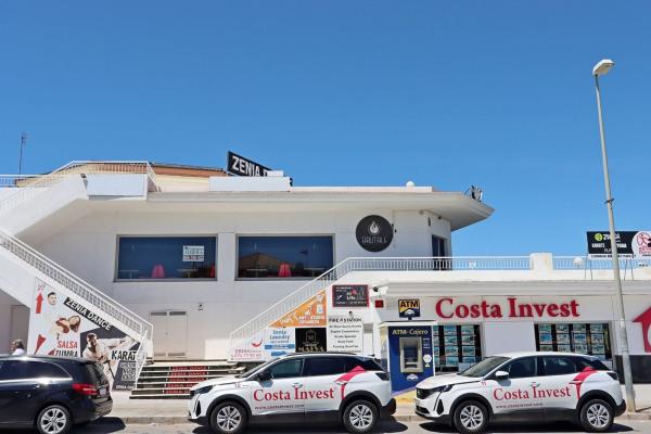 Restaurante, bar en Calle Salvador Dalí, 20, La Zenia, Orihuela photo 1
