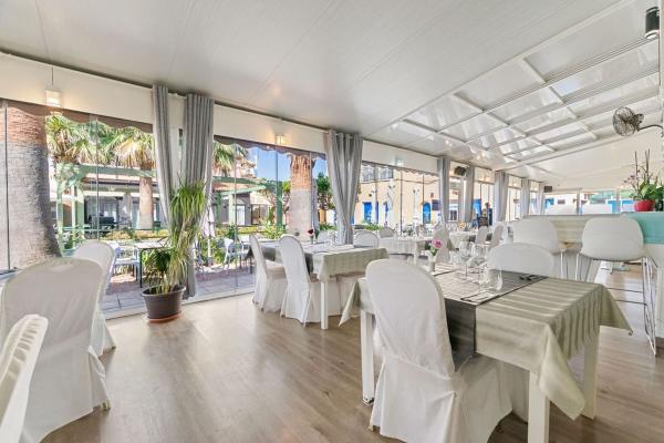 Negocio, restaurante en Puerto Deportivo, 4, Puerto Deportivo, Torrevieja photo 1