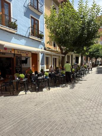 Bar, cafetería en Plaza Castelar s/n, Platja Vila Joiosa, La Villajoyosa / Vila Joiosa thumbnail 2