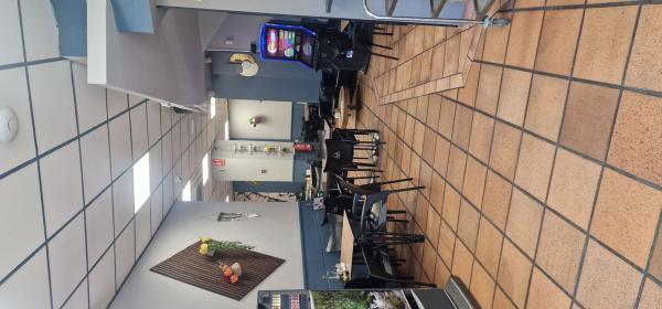 Bar en Calle Catral, 42, La Florida, Alicante / Alacant thumbnail 3