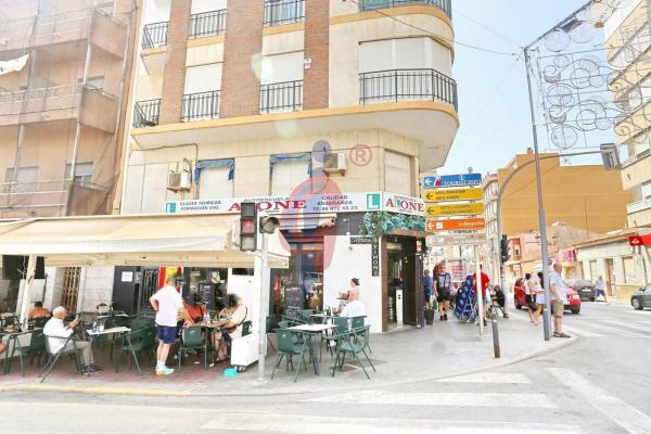 Local en Plaza Constitución, 9, Zona Pueblo, Guardamar del Segura photo 1