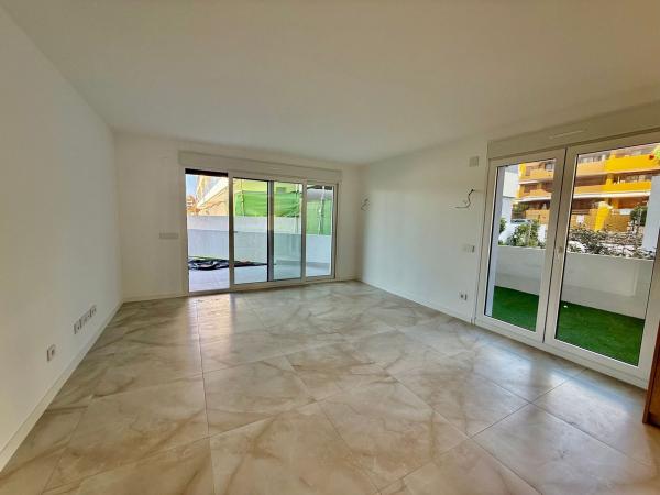 Sale of flat in Piso en Calle Mar Rizada, Punta Prima, Torrevieja, Torrevieja
 photo 4