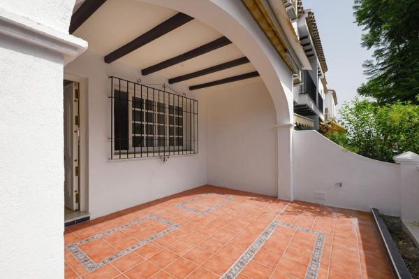 Chalet adosado en Calle Benaque, 10, Torre de Benagalbón, Rincón de la Victoria photo 1