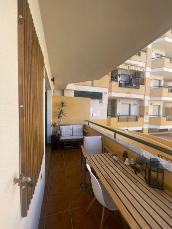 Продажа квартиры на Piso en Calle Almuñécar, 4, Zona Centro Comercial Torrequebrada, Benalmádena, Бенальмадена
 photo 2