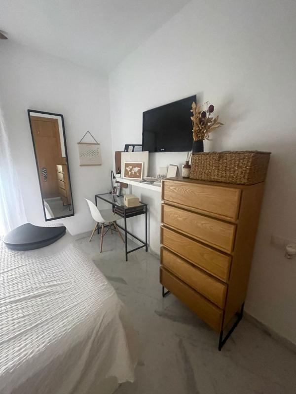 Продажа квартиры на Piso en Calle Almuñécar, 4, Zona Centro Comercial Torrequebrada, Benalmádena, Бенальмадена
 photo 5