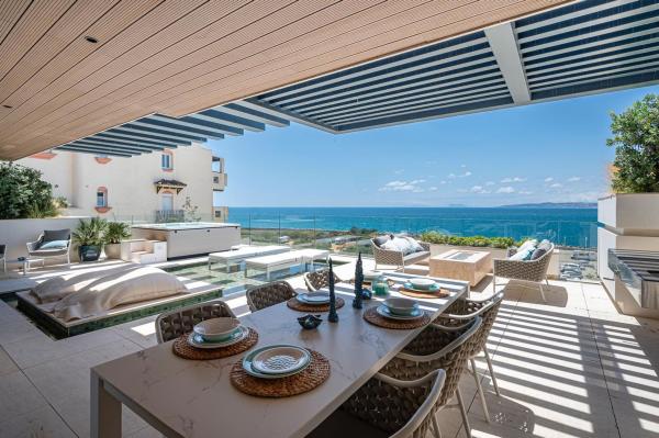 Venta de piso en Piso en Avenida del Carmen, 47, Seghers, Estepona, Estepona
thumbnail 2