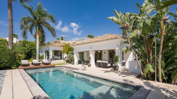 Casa o chalet independiente en Calle Aries, Los Naranjos, Marbella photo 1