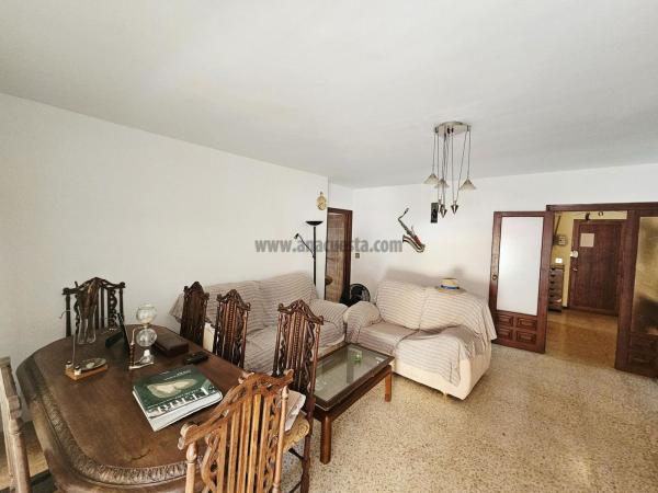 Sale of flat in Piso en Puerto de Estepona, Estepona, Estepona
thumbnail 3