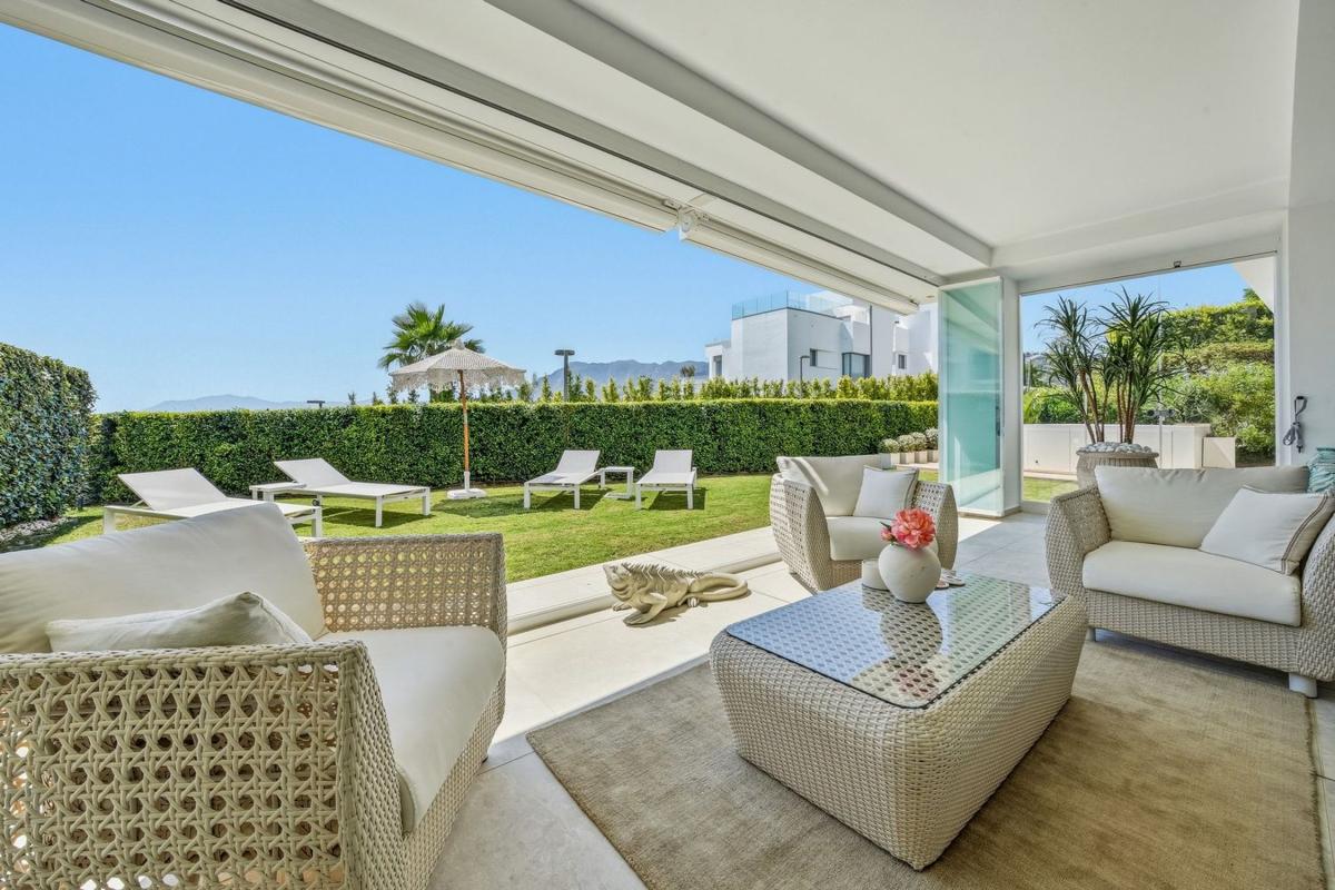Sale of apartment in Piso en Bahía de Marbella, Marbella, Marbella
photo 5