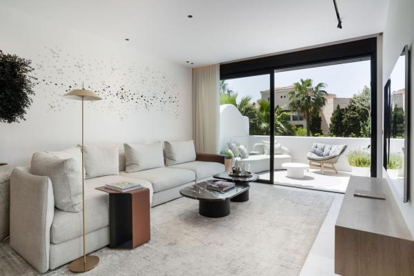 Duplex for sale on Dúplex en Lugar Urbanizacion Fuentes del Rodeo, Puerto Banús, Marbella, Marbella photo 1