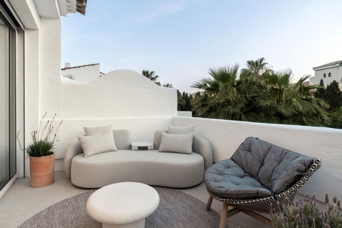 Sprzedaż duplexu w Dúplex en Lugar Urbanizacion Fuentes del Rodeo, Puerto Banús, Marbella, Marbella photo 5