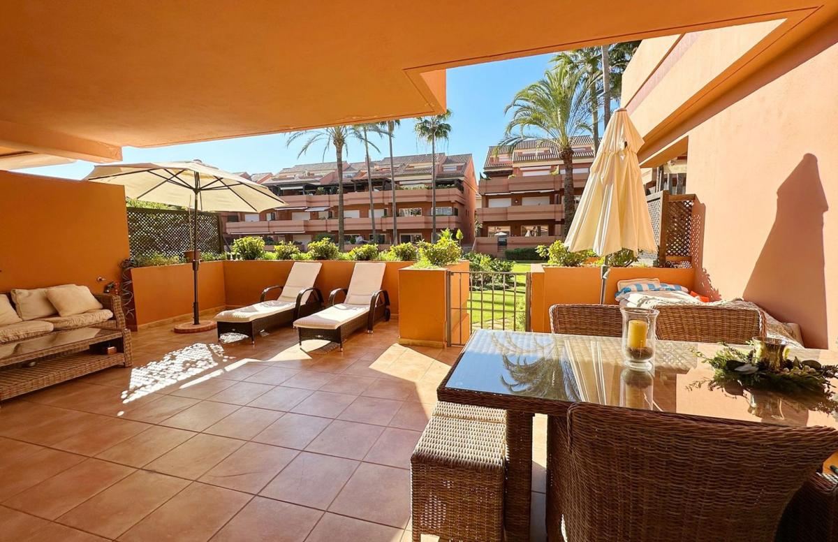 Sprzedaż mieszkania w Piso en Avenida de Julio Iglesias, Puerto Banús, Marbella, Marbella
photo 5