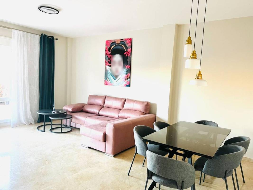 Venta de piso en Piso en Arrabal I-6, 2, La Duquesa, Manilva, Manilva
photo 1