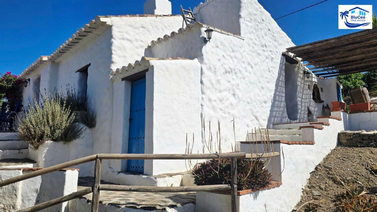 Propiedades en venta y alquiler en España photo 3