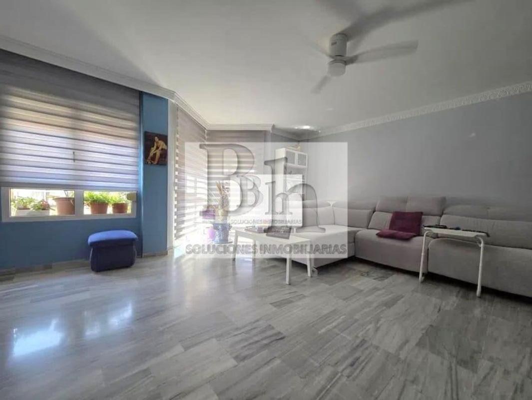 Venta de piso en Piso en Manantiales - Estación de Autobuses, Torremolinos, Torremolinos
photo 2