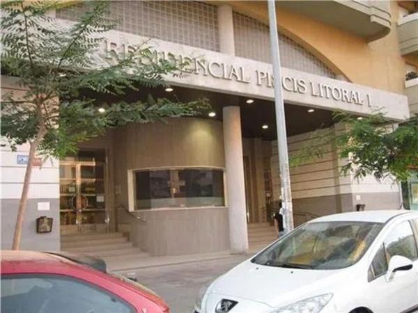 Venta de piso en Piso en Avenida Imperio Argentina, 6, Finca el Pato - Torre del Río, Málaga, Málaga
thumbnail 2
