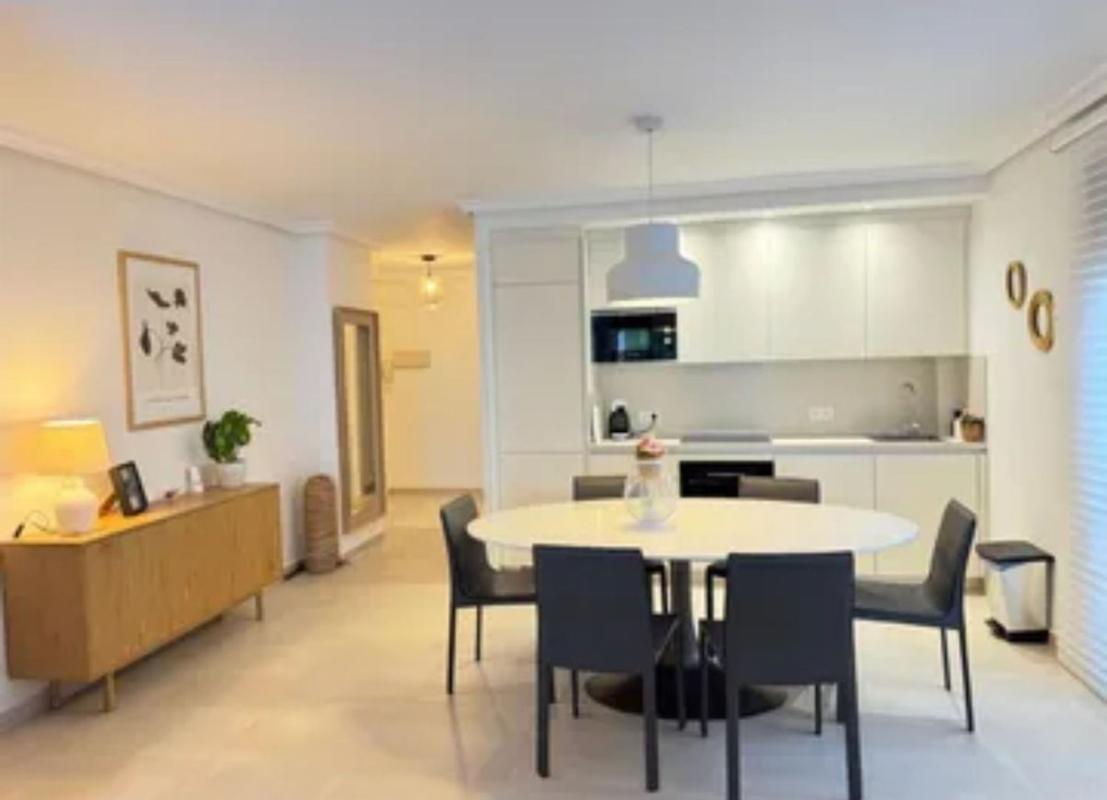 Продажа квартиры на Piso en Calle Real, 16, Nueva Andalucía, Marbella, Марбелла
photo 2