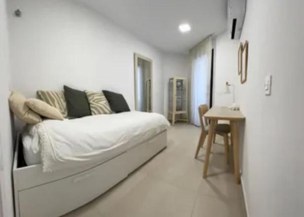 Venta de piso en Piso en Calle Real, 16, Nueva Andalucía, Marbella, Marbella
 photo 4