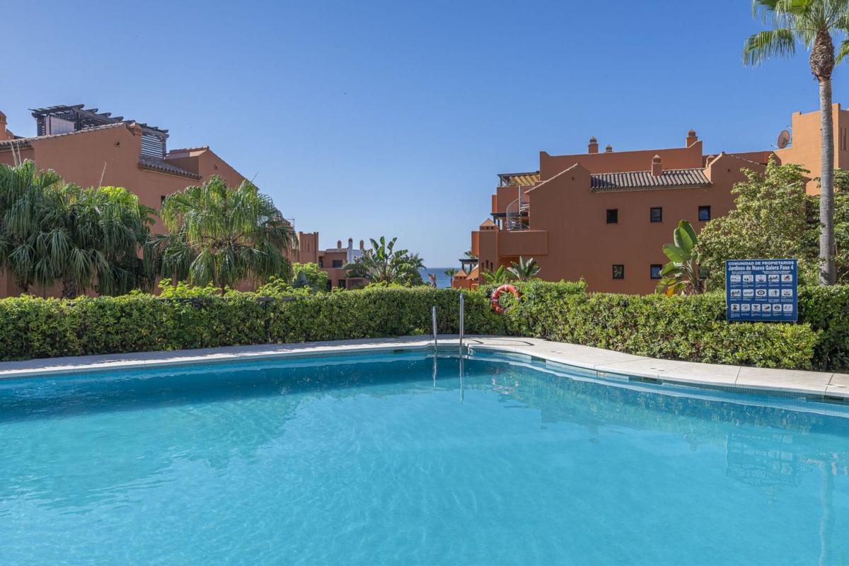 Продажа квартиры на Piso en Buenas Noches, Estepona, Эстепона
photo 4