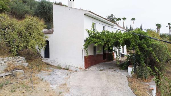 Продаётся загородный участок в  Finca rústica en Monda , Монда photo 4