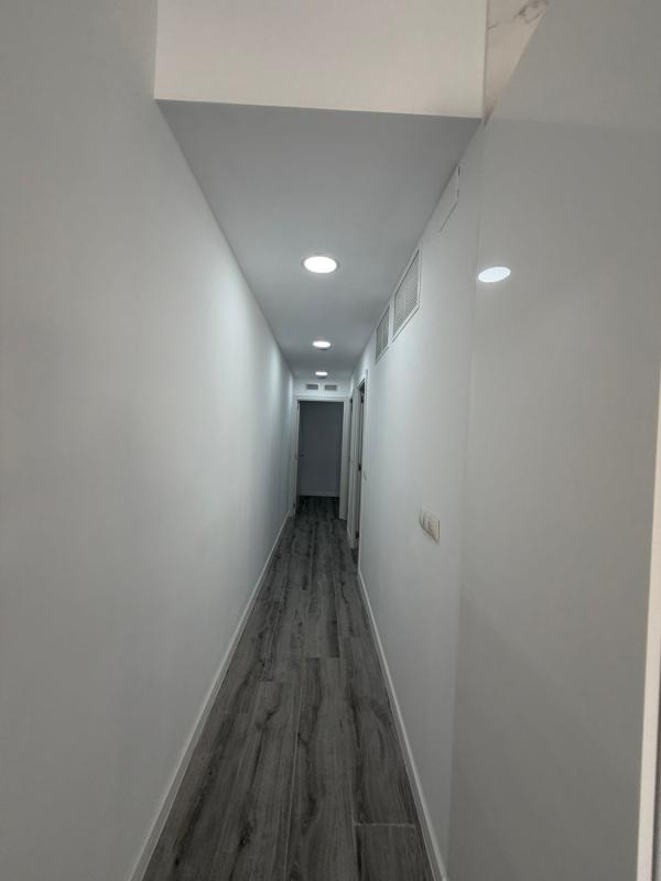 Venta de piso en Piso en Calle Decano Pedro Navarrete, La Carihuela - Los Nidos, Torremolinos, Torremolinos
photo 4
