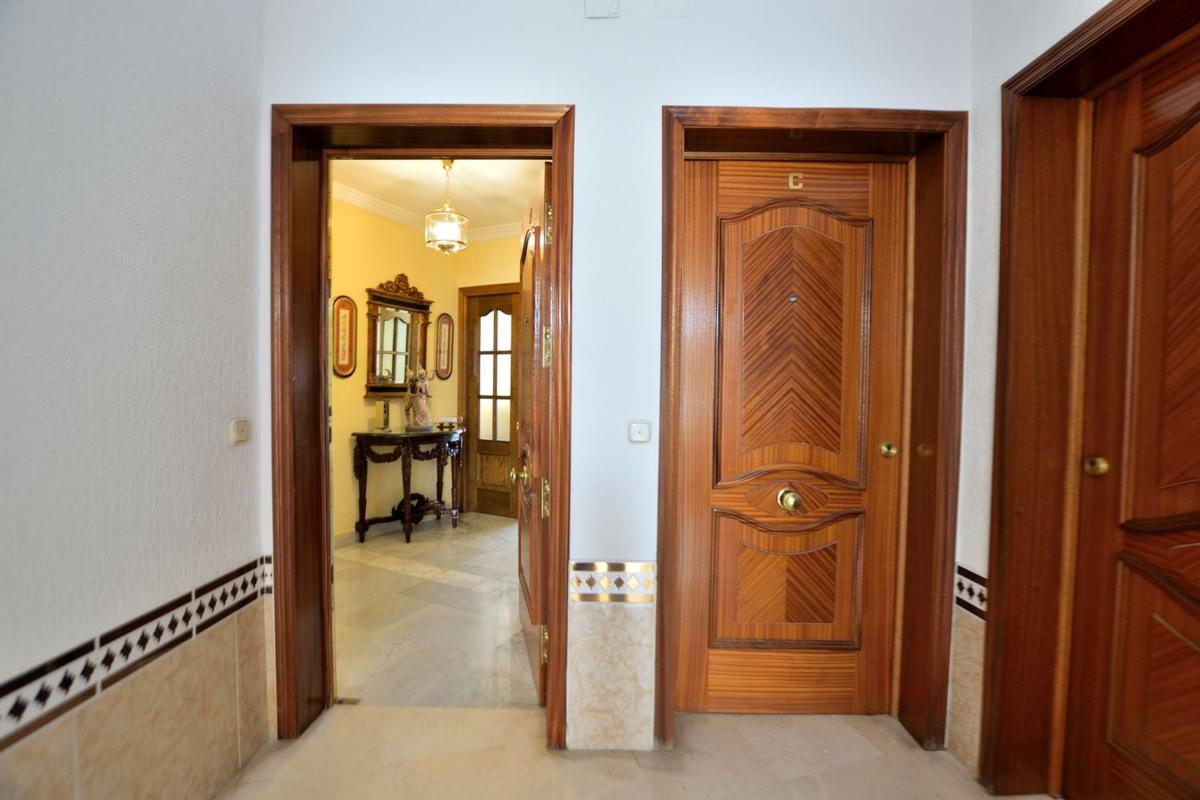 Venta de piso en Piso en Calle Carlos Cobo Gómez, 2, Casco Histórico, Ronda, Ronda
photo 3