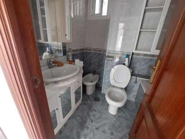 Venta de piso en Piso en Avenida Mar y Sierra, Sierra de Estepona-Avda de Andalucia, Estepona, Estepona
 photo 3
