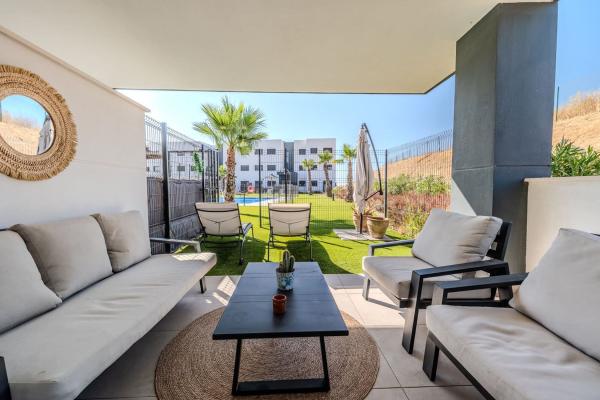 Продажа квартиры на Piso en Avenida Blas de Lezo, Guadalobón, Estepona, Эстепона
photo 1