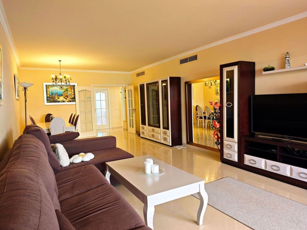 Продажа квартиры на Piso en Calle Isabel Clara Eugenia, Puerto Banús, Marbella, Марбелла
 photo 5