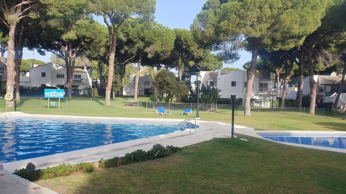 Venta de piso en Piso en Urbanizacion Benamara, Paraiso-Barronal, Estepona, Estepona
photo 4