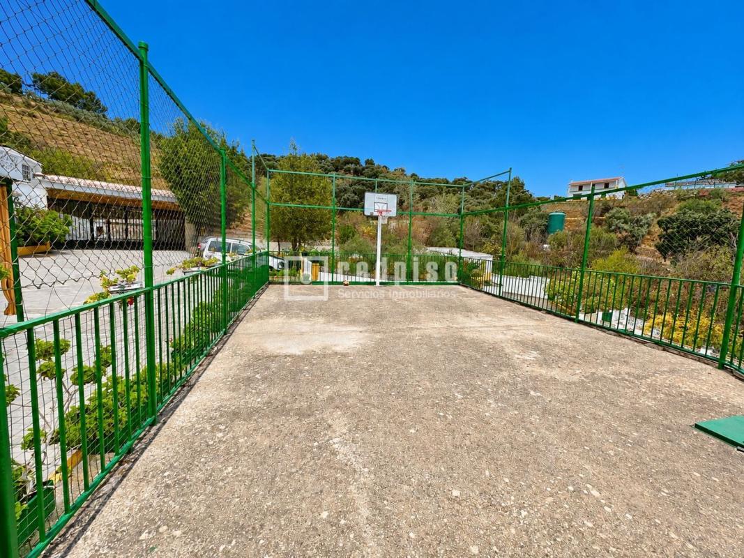 Propiedades en venta y alquiler en España photo 5