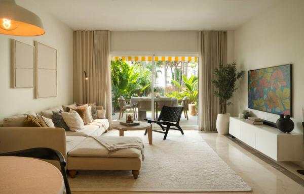 Venta de piso en Piso en Atalaya-Isdabe, Estepona, Estepona
 photo 2