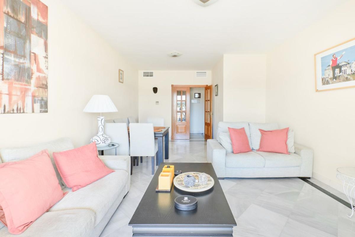 Venta de piso en Piso en Calle Al-andalus, Aloha, Marbella, Marbella
photo 2