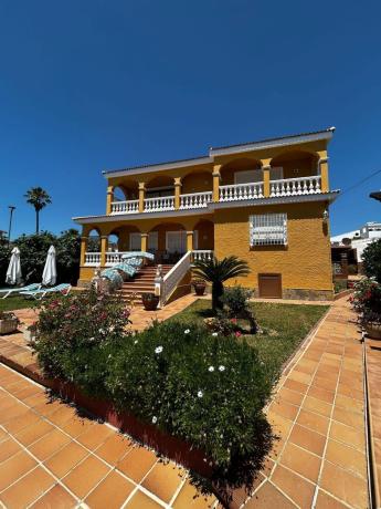 Casa o chalet independiente en Calle Teruel, El Pinillo, Torremolinos photo 1