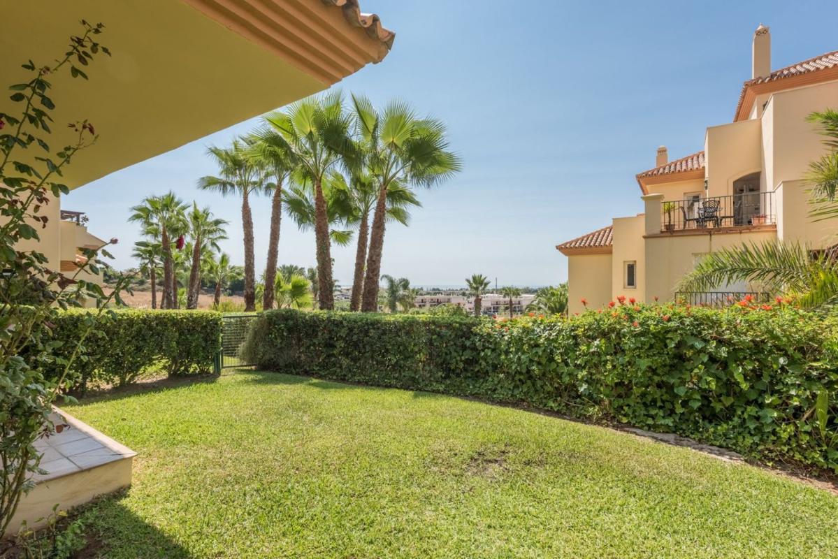 Venta de piso en Piso en Rodeo Alto-Guadaiza-La Campana, Marbella, Marbella
 photo 3