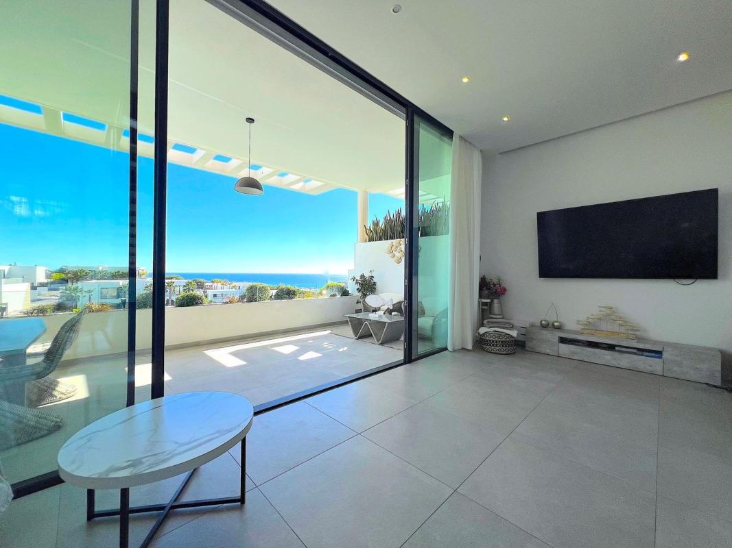Продажа таунхауса в  Chalet adosado en Cabopino - Artola, Marbella , Марбелла photo 4