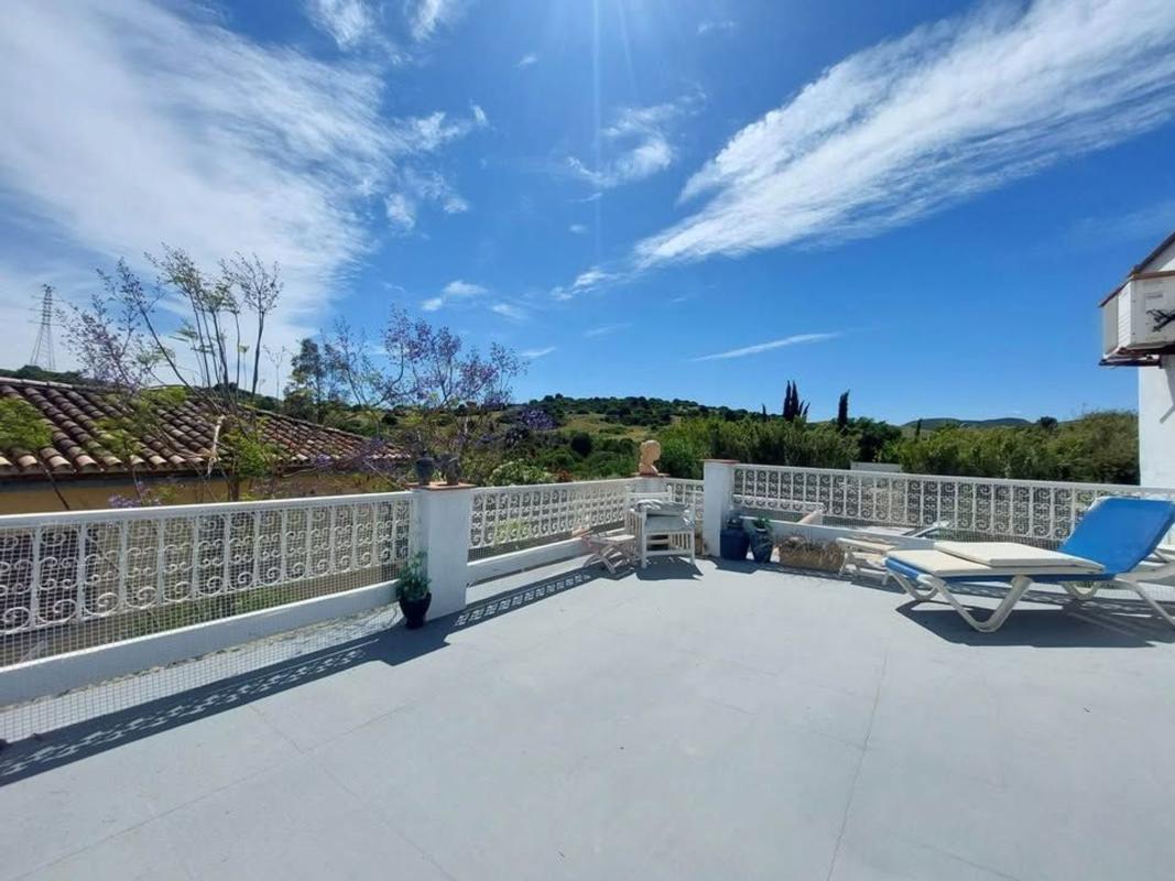 Properties for sale and rent in Spain photo 4