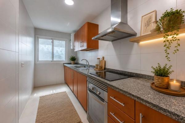 Venta de piso en Piso en Avenida España, Centro, Estepona, Estepona
thumbnail 3