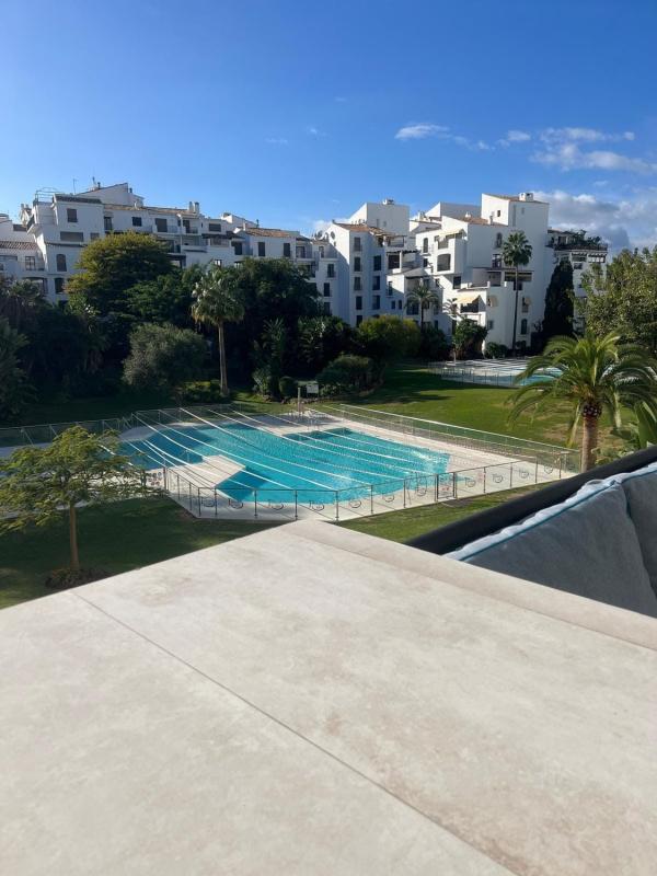 Продажа квартиры на Piso en Avenida Playas del Duque, Puerto Banús, Marbella, Марбелла
photo 2