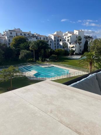 Venta de piso en Piso en Avenida Playas del Duque, Puerto Banús, Marbella, Marbella
thumbnail 2