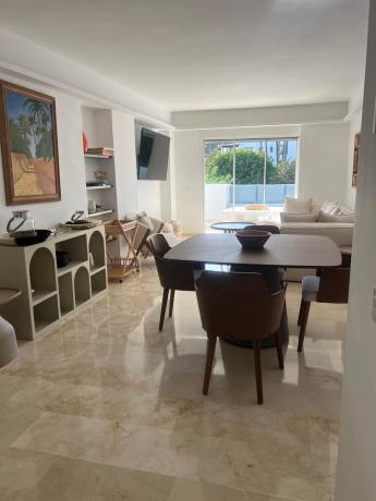 Venta de piso en Piso en Avenida Playas del Duque, Puerto Banús, Marbella, Marbella
 photo 4