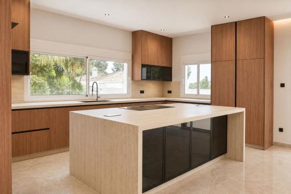 Частный шале на продаже в  Casa o chalet en Plaza de España, Benahavís, Benahavís, Бенахавис photo 3
