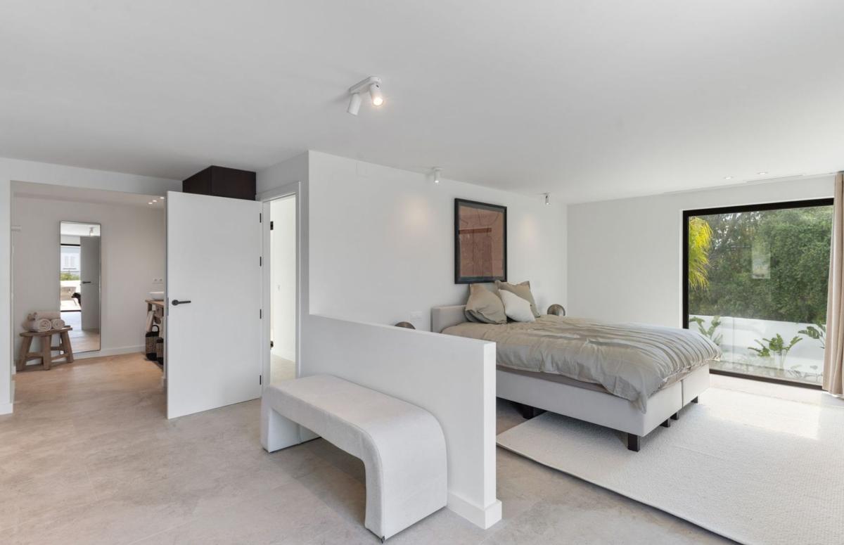 Продажа отдельного шале в Casa o chalet en Avenida Pablo Ruiz Picasso, San Pedro Pueblo, Marbella, Марбелла photo 4