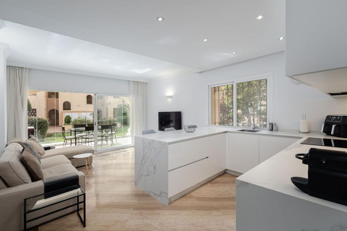 Venta de piso en Piso en Plaza de la Victoria, Casco Antiguo, Marbella, Marbella
photo 2