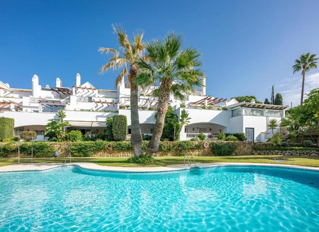 Sprzedaż mieszkania w Piso en Calle Auriga, Los Naranjos, Marbella, Marbella
 photo 2